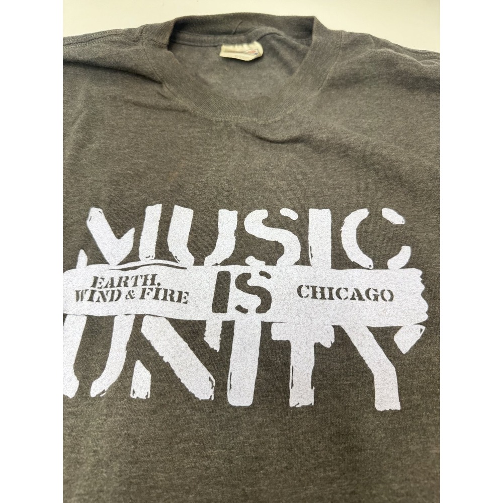 Hanes T-Shirt Men's Vintage 2XL Gray Earth Wind & Fire Chicago Tour Cotton